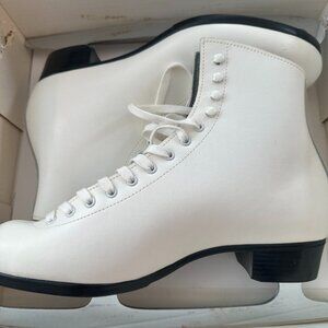 Vintage Riedell Women's Figure Skates Model 110 Slim Size 11 In Original Box
